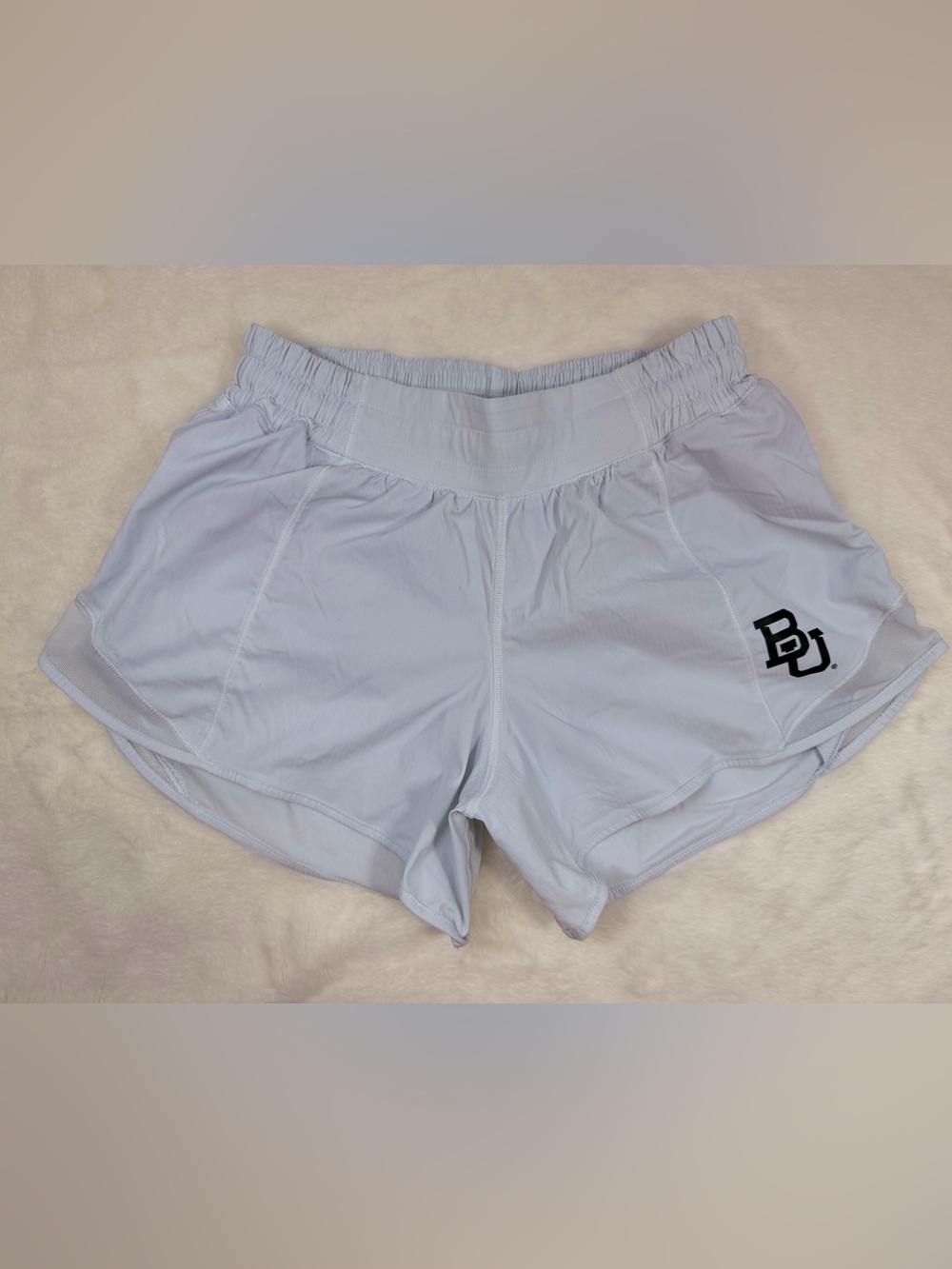 Lululemon Baylor University BU Women’s Running Shorts Size 6 White Lined